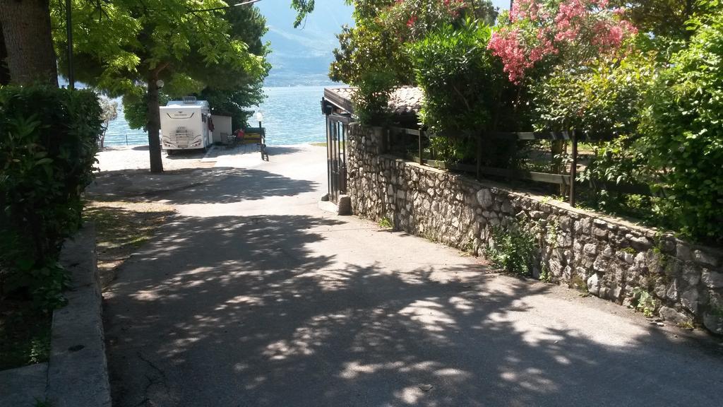 Camping Park Garda Limone sul Garda Exterior foto
